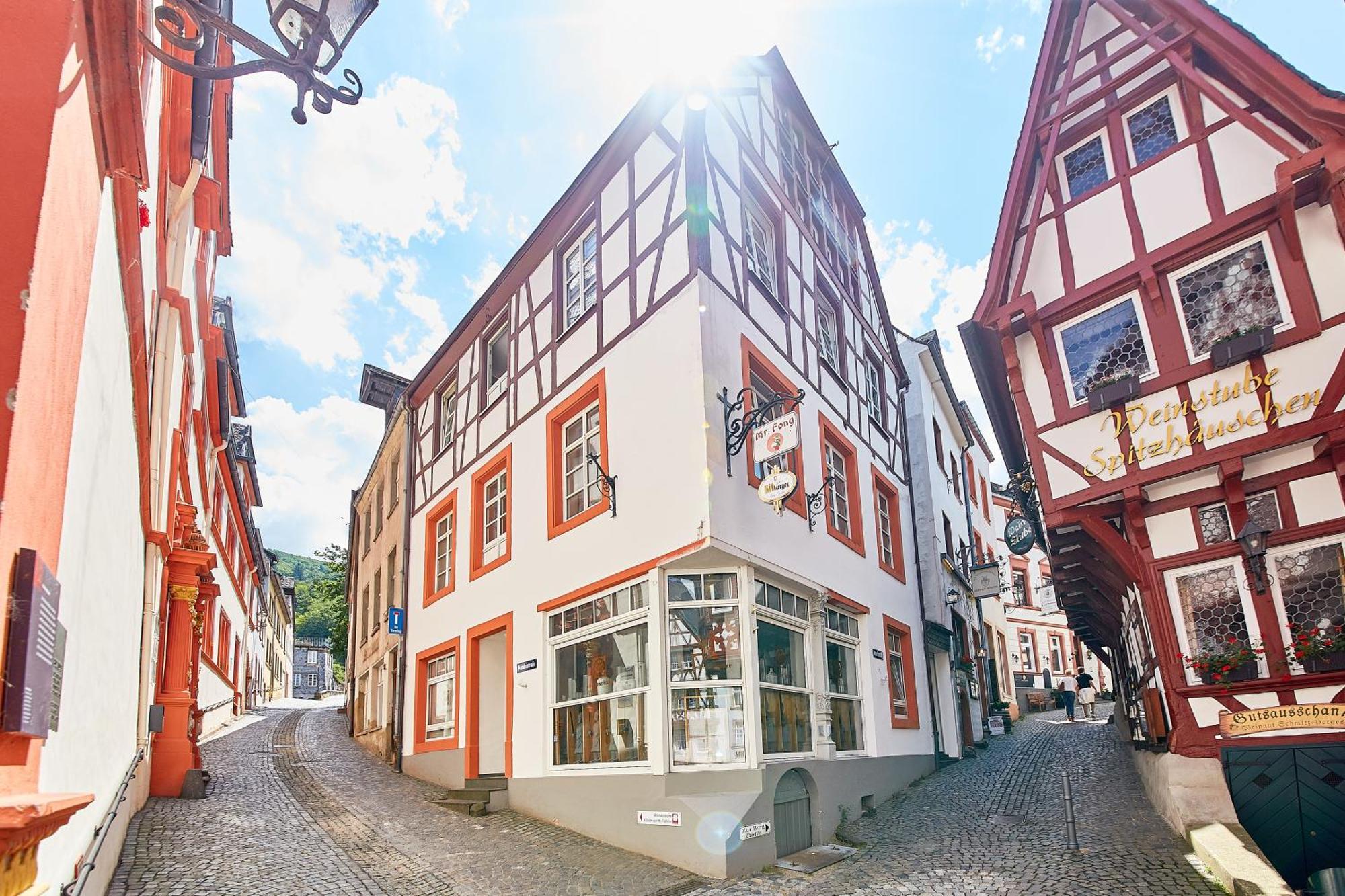 Fachwerkperle Am Historischen Marktplatz Bernkastel-Kues Kültér fotó